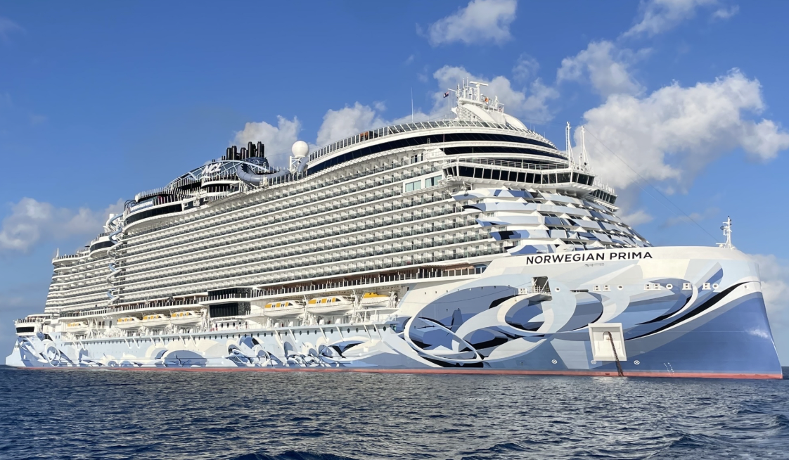 Cruise Ship
